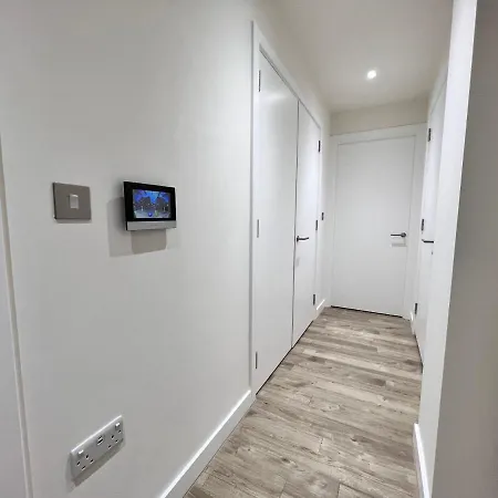 Affordable In Centre Close To Trafford *
