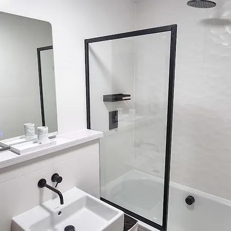 Stunning Luxury Townhouse In Centre Of Manchester