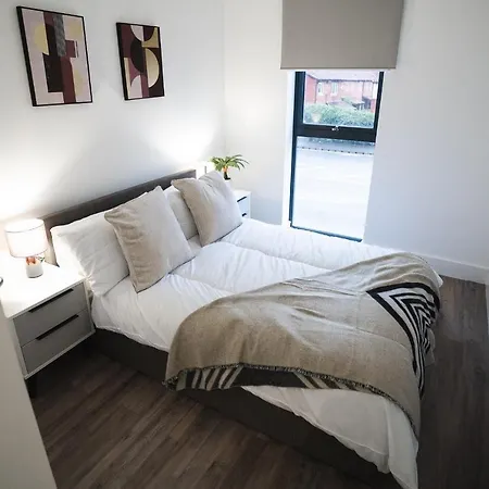 Apartment Modern 1-bed - Brand New - - Free Wi-fi *