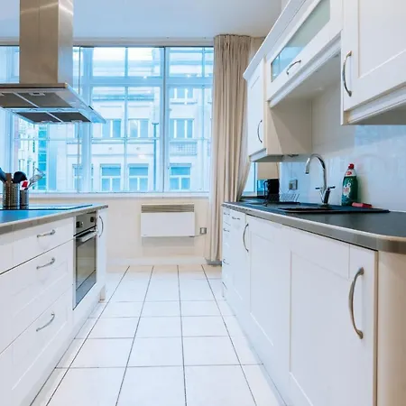 Apartment Bright 2bd Flat In Manchester