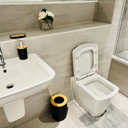 Affordable In Centre Close To Trafford