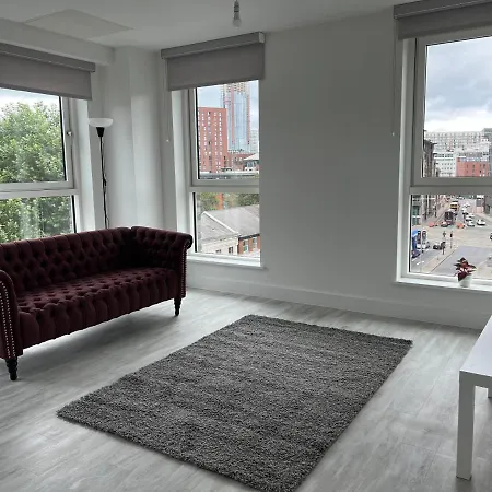 Apartment Crown X Chapel