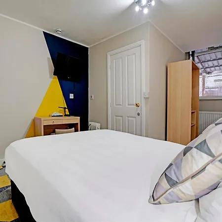 Отель Weaste Hotel, West Manchester Солфорд