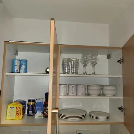 Comfortable 1 Bedroom Appartement