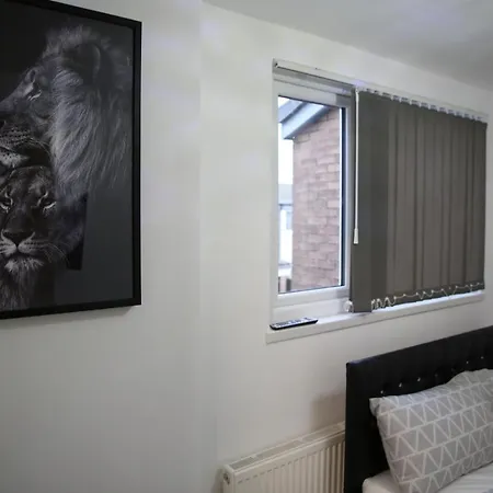 Rostron House Konukevi Manchester