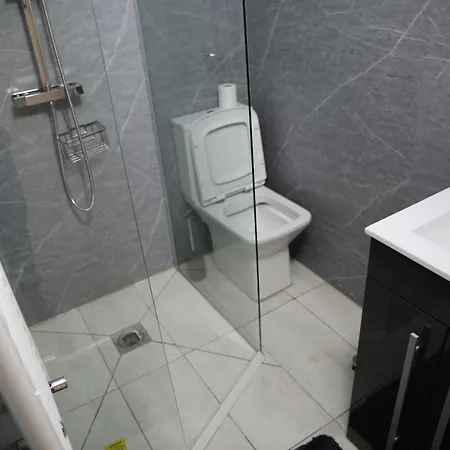 Rostron House Гостевой дом