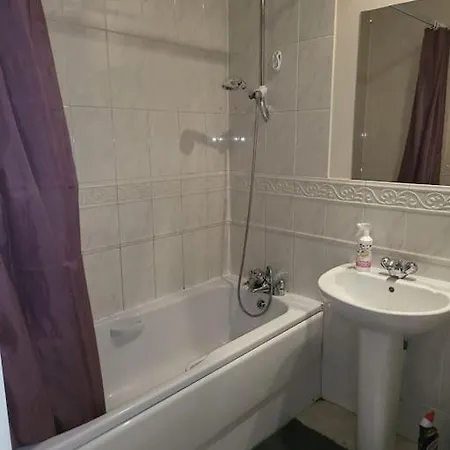 Comfortable 1 Bedroom Manchester