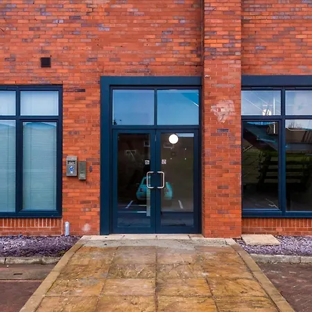 Апартаменты Weelky And Monthly Bookings At Cassia Unit - Telly Homes Ltd -brand New 1 Bedroom Salford, Манчестер