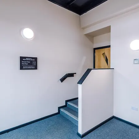 Weelky And Monthly Bookings At Cassia Unit - Telly Homes Ltd -brand New 1 Bedroom Salford, * Manchester