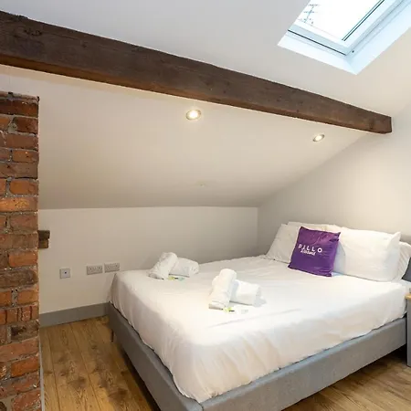 Pillo Serviced - Salford * Mánchester