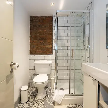 Apartment Pillo Serviced - Salford *