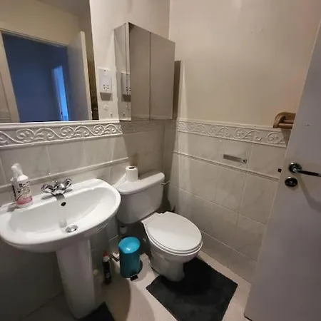 Comfortable 1 Bedroom