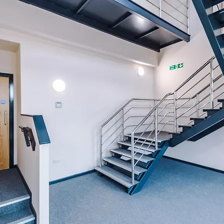 Weelky And Monthly Bookings At Cassia Unit - Telly Homes Ltd -brand New 1 Bedroom Salford,