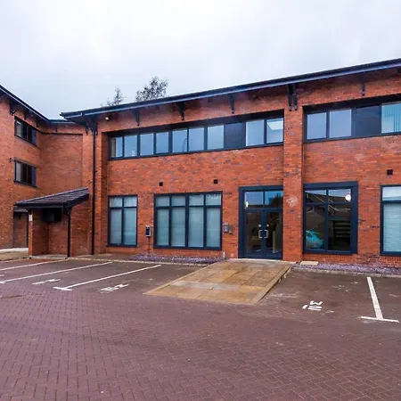 Cassia Unit: Extended In Salford