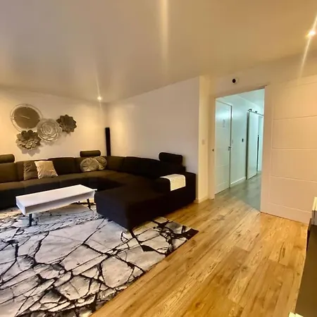 Сasa de vacaciones House In *