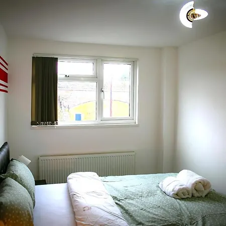 Guest house Rostron House *
