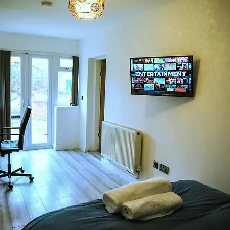 Guest house Rostron House *