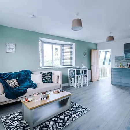 アパート The Ecclesian - Upscale Near Trafford Centre & Eccles Train Station マンチェスター