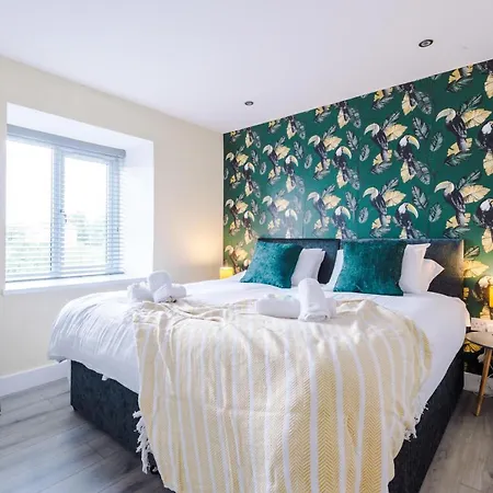 アパート The Ecclesian - Upscale Near Trafford Centre & Eccles Train Station マンチェスター