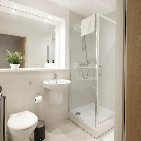 Guestready - Peaceful Holiday In Salford * Μάντσεστερ