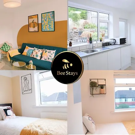 Bee - Caldecott House Holiday home *
