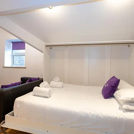 Pillo Serviced - Salford * Mánchester