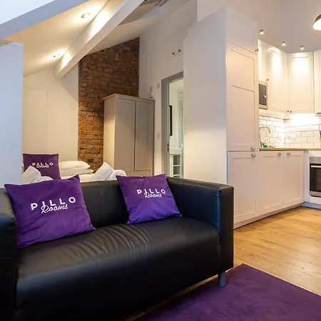 Pillo Serviced - Salford *