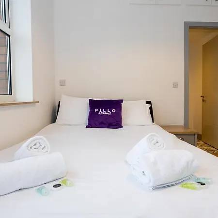 Apartment Pillo Serviced - Salford
