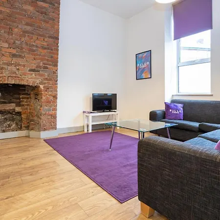 Pillo Serviced - Salford Apartment Manchester