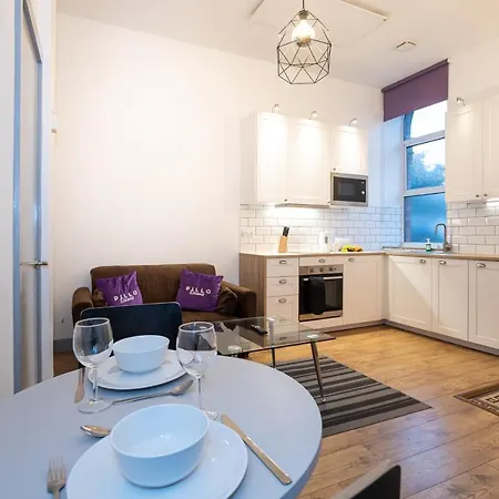 Apartment Pillo Serviced - Salford *