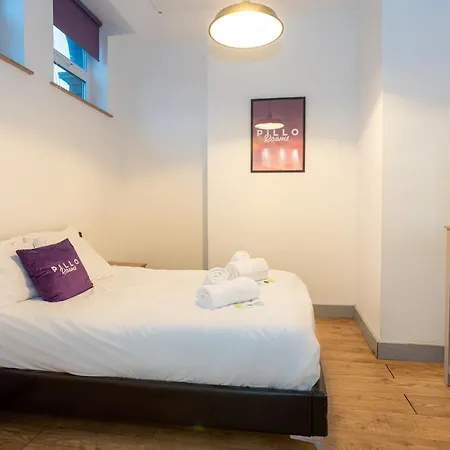 Pillo Serviced - Salford Mánchester