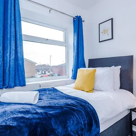 Half Mile To Etihad Stadium & Coop Arena, Free Parking, 6 Ppl Tatil Evi Manchester