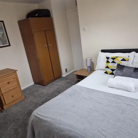 The Pride Of Manchester, Trafford