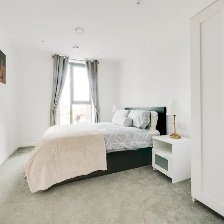 Pass The Keys Modern Central 1 Bed Apt Sleeps 4 Old Trafford *