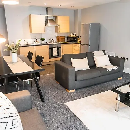 Fabulous Central 1 Bedroom