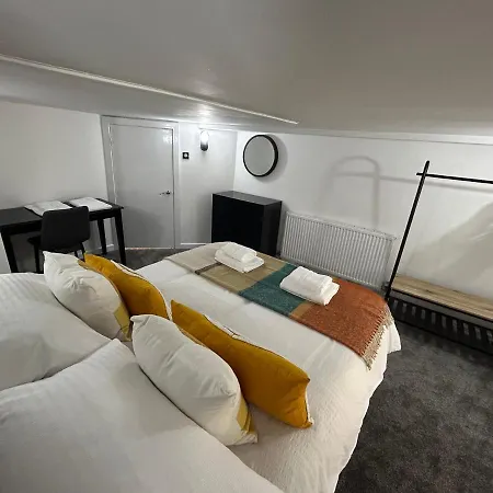 Apartman Airport Hideaway *