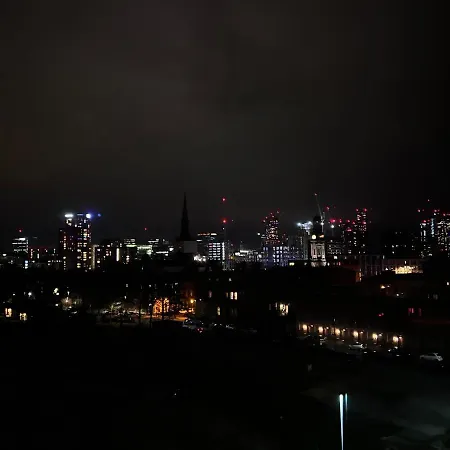 Апартаменты Luxury 2 Bed With Skyline Views.