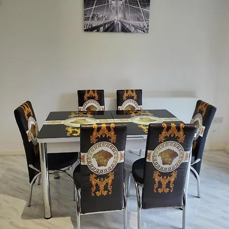 Beautiful & Elegant 2 Bed House *
