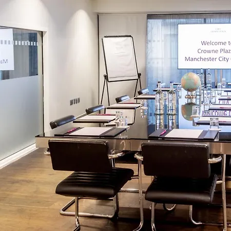 Crowne Plaza Centre By Ihg Hotell