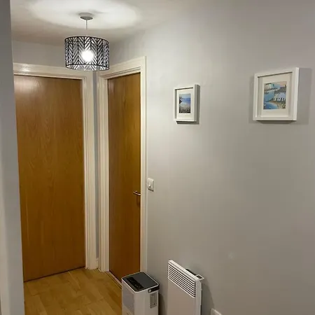 City Centre Apartment *