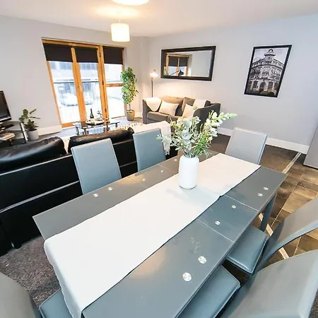 Appartement Large 2 Bedroom Sleeps 6 *