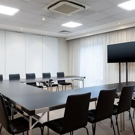 Ac By Marriott Manchester Salford Quays Hotel 4*