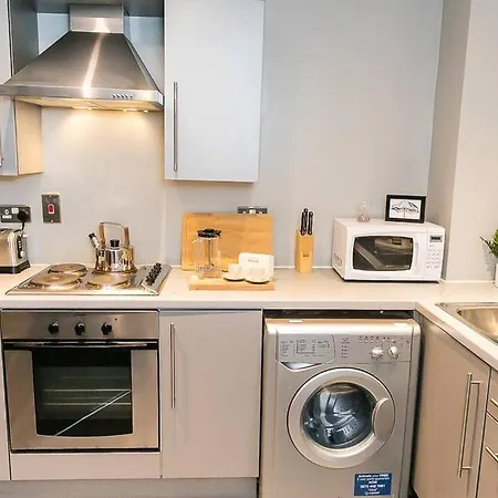 شقة Wonderful One Bedroom Flat *