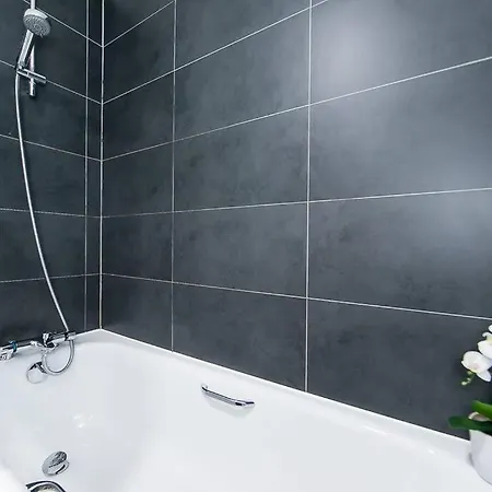 شقة Splendid Spacious 1 Bed Flat *