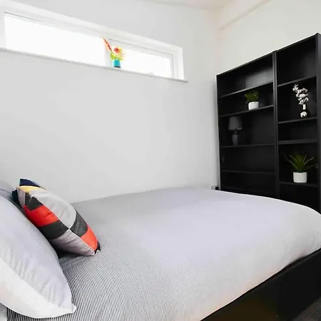 Dellehomes- Free Parking, Wfh, Family-friendly *