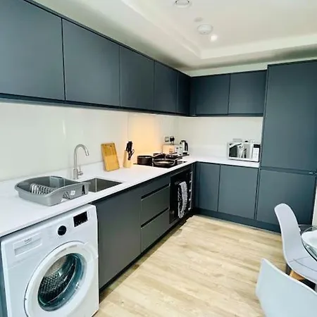 Stunning 1 Bed Near Old Trafford Stadium Lägenhet *