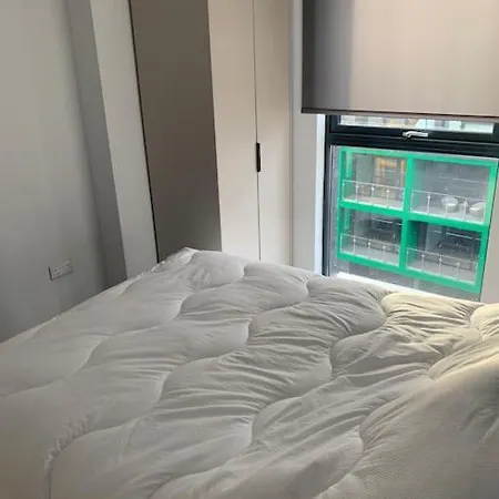 Apartment Luxury 2 Bedroom Apartment. Manchester