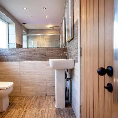 Ferienhaus Stunning Newly Renovated House In South *