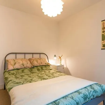 Stylish 2 Bedroom #mcr Manchester