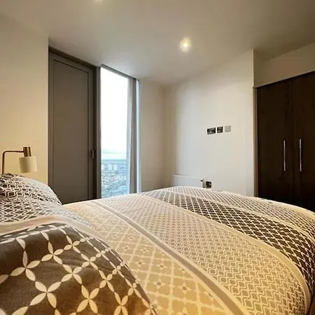 Luxuries 2 Bed City דירה *